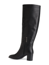 Bild von Stiefel aus Leder