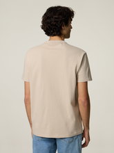 Image sur T-shirt en coupe classique