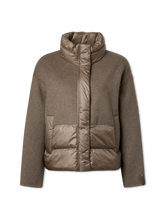 Bild von Wolljacke mit Steppeinsatz