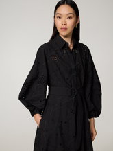 Bild von Blusenkleid mit Lochstickerei