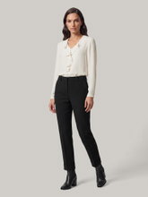 Image sur Pantalon en coupe courte KRYSTAL