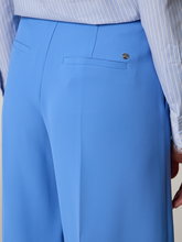 Bild von Hose mit weitem Bein