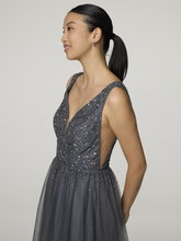 Bild von Abendkleid mit Strasssteinen