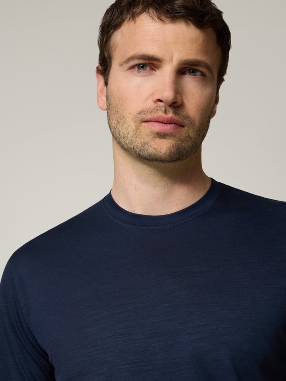 Bild von T-Shirt