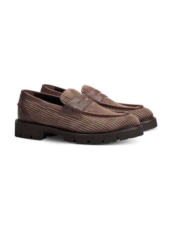 Bild von Loafer aus Cord