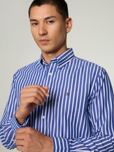Image sur Chemise à coupe classique