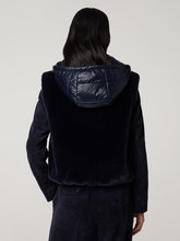 Bild von Gilet aus Kunstfell