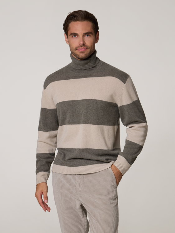Image sur Pull à col roulé en cachemire