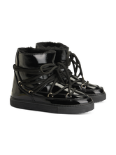 Bild von Boots aus Lammfell