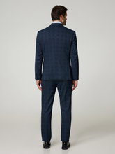 Image sur Costume trois pièces coupe slim