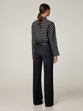 Image sur Jeans à coupe évasée
