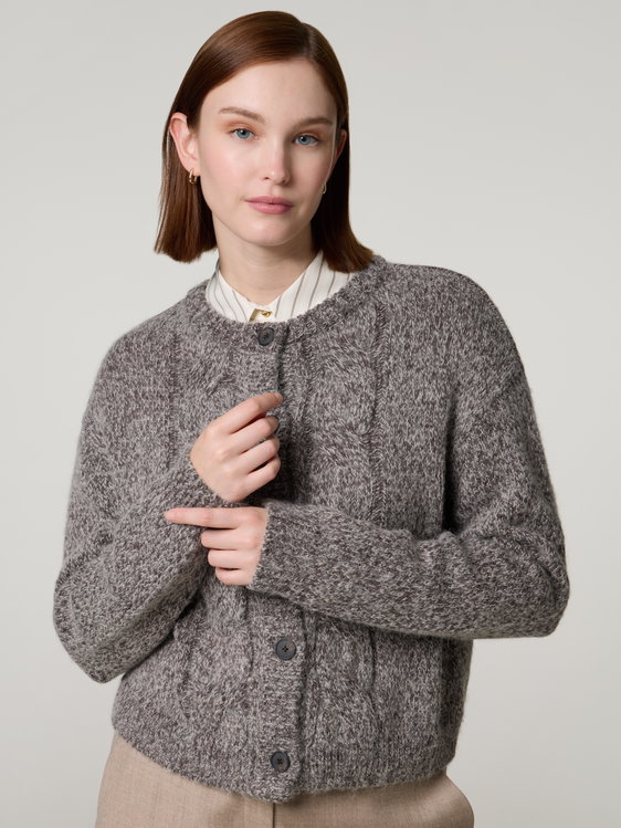 Bild von Strickjacke mit Alpaka