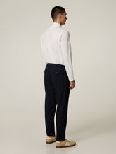 Bild von Chino aus Wolle