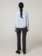 Bild von Jeans mit Kickflare