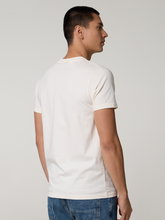 Bild von T-Shirt mit Patch