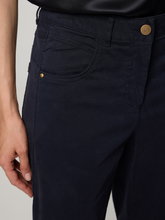 Image sur Pantalon à coupe conique