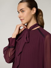 Bild von Midikleid mit Plissee