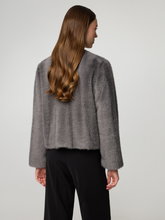 Bild von Jacke aus Kunstfell MSTPALCHI