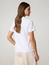 Image sur T-shirt brodé