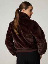 Image sur Veste en fausse fourrure