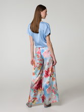 Bild von Hose mit weitem Bein