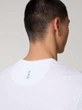 Bild von T-Shirt mit Leinen