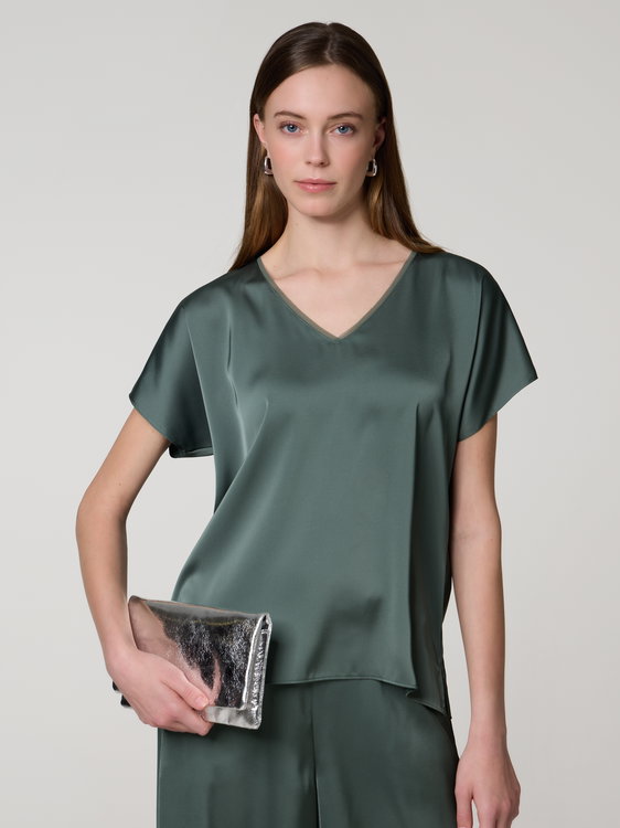 Bild von Bluse aus Satin
