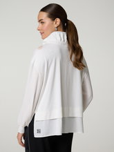 Bild von Blusenshirt im Materialmix