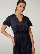 Bild von Midikleid mit Plissee