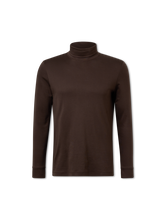 Image sur Pull à col roulé coupe ajustée