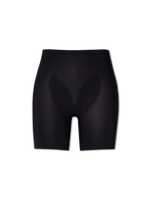 Bild von Shorts EVERDAY SHAPER BERMUDA