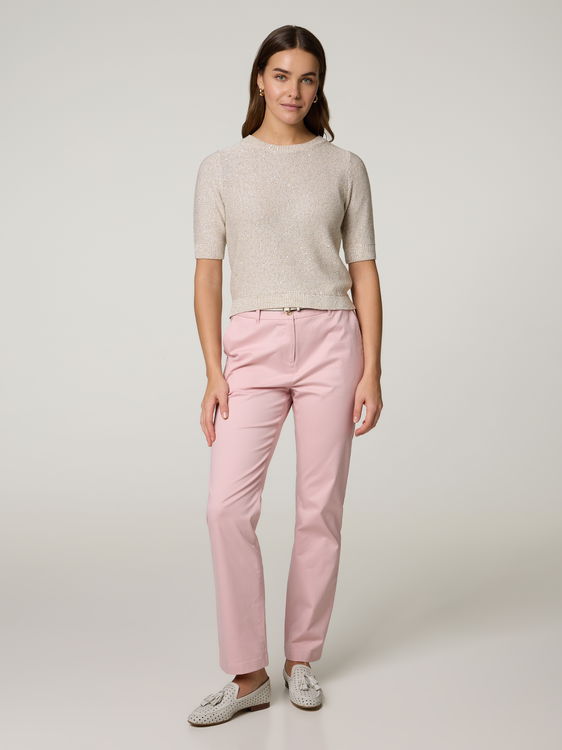 Bild von CHINO GERADES BEIN