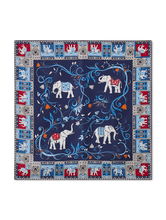 Bild von Seidenschal mit Paisleyprint