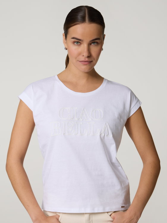 Image sur T-shirt brodé