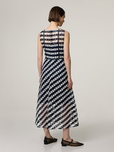 Bild von Midikleid mit Punkt-Stickerei