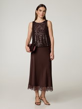 Image sur Jupe mi-longue en satin