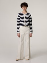 Bild von Hose mit Bootcut