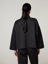 Image sur Veste à la coupe carrée