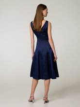 Bild von Cocktailkleid mit Muster