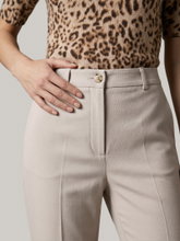 Bild von Hose mit Bügelfalten