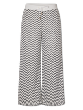 Bild von Hose aus luftigem Sommerstrick