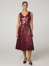 Image sur Robe de cocktail en brocart