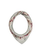 Image sur Écharpe contenant de la soie