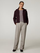 Image sur Pantalon à pinces en laine