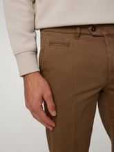 Image sur Chino coupe classique EVEREST