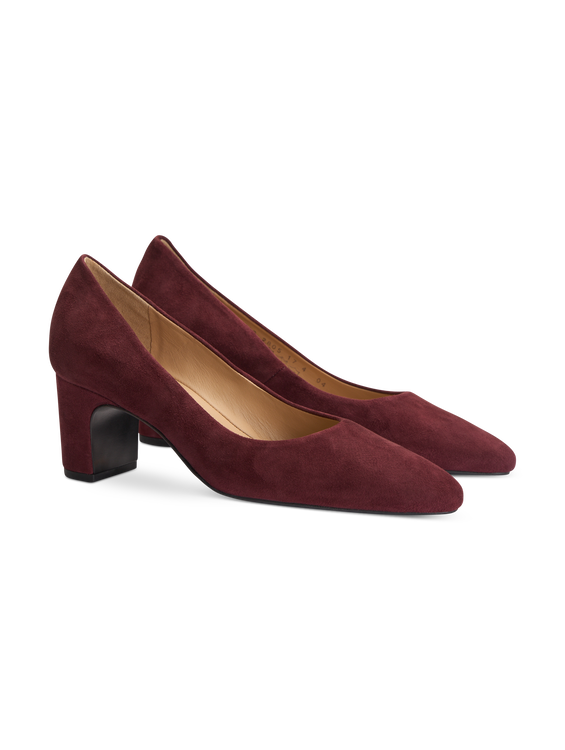 Bild von Pumps aus Veloursleder