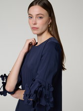 Image sur Blouse à manches courtes avec nœuds