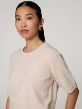 Bild von Strickpullover mit Wolle