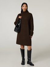 Image sur Robe en maille de laine vierge