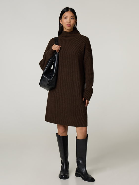 Image sur Robe en maille de laine vierge